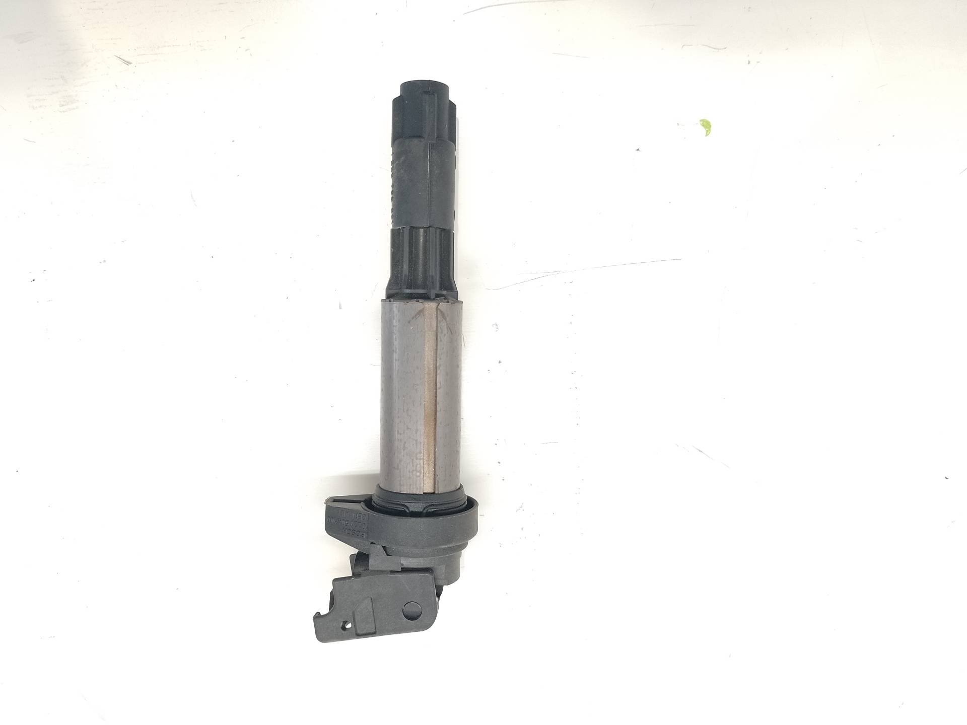 BMW 1 Series E81/E82/E87/E88 (2004-2013) High Voltage Ignition Coil 0221504100 26377476