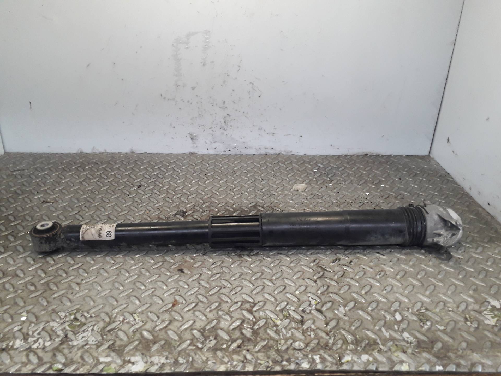 SEAT Leon 3 generation (2012-2020) Rear Left Shock Absorber 5Q0512013ES,5Q0513049DD,814901002985 21673207