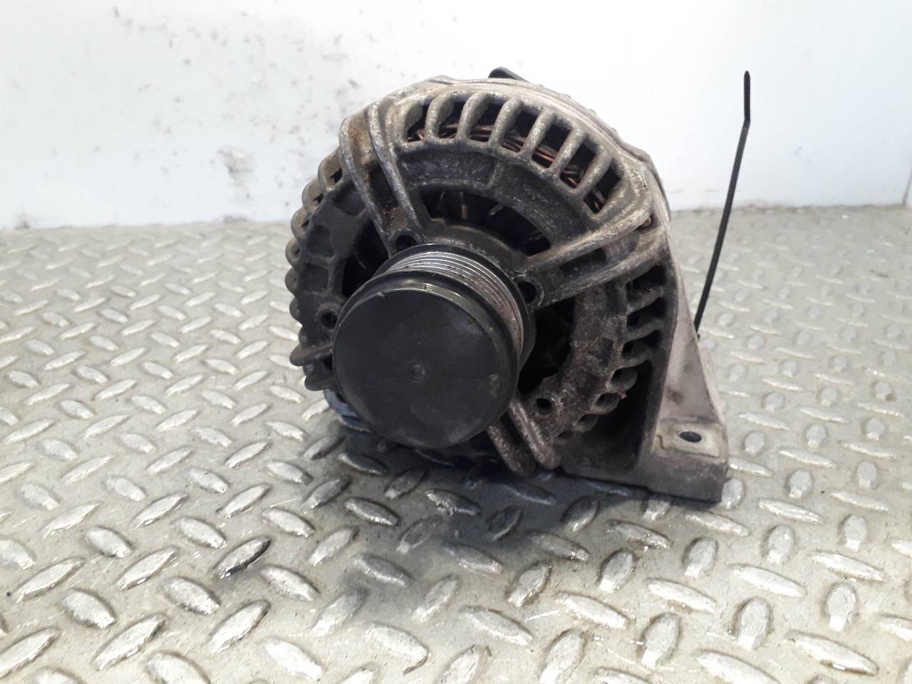 VOLVO S60 1 generation (2000-2009) Alternator 0124525029, 8676498 23693784