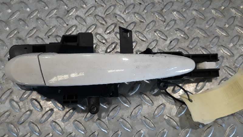 BMW 1 Series E81/E82/E87/E88 (2004-2013) Rear right door outer handle 51217207552 18585671