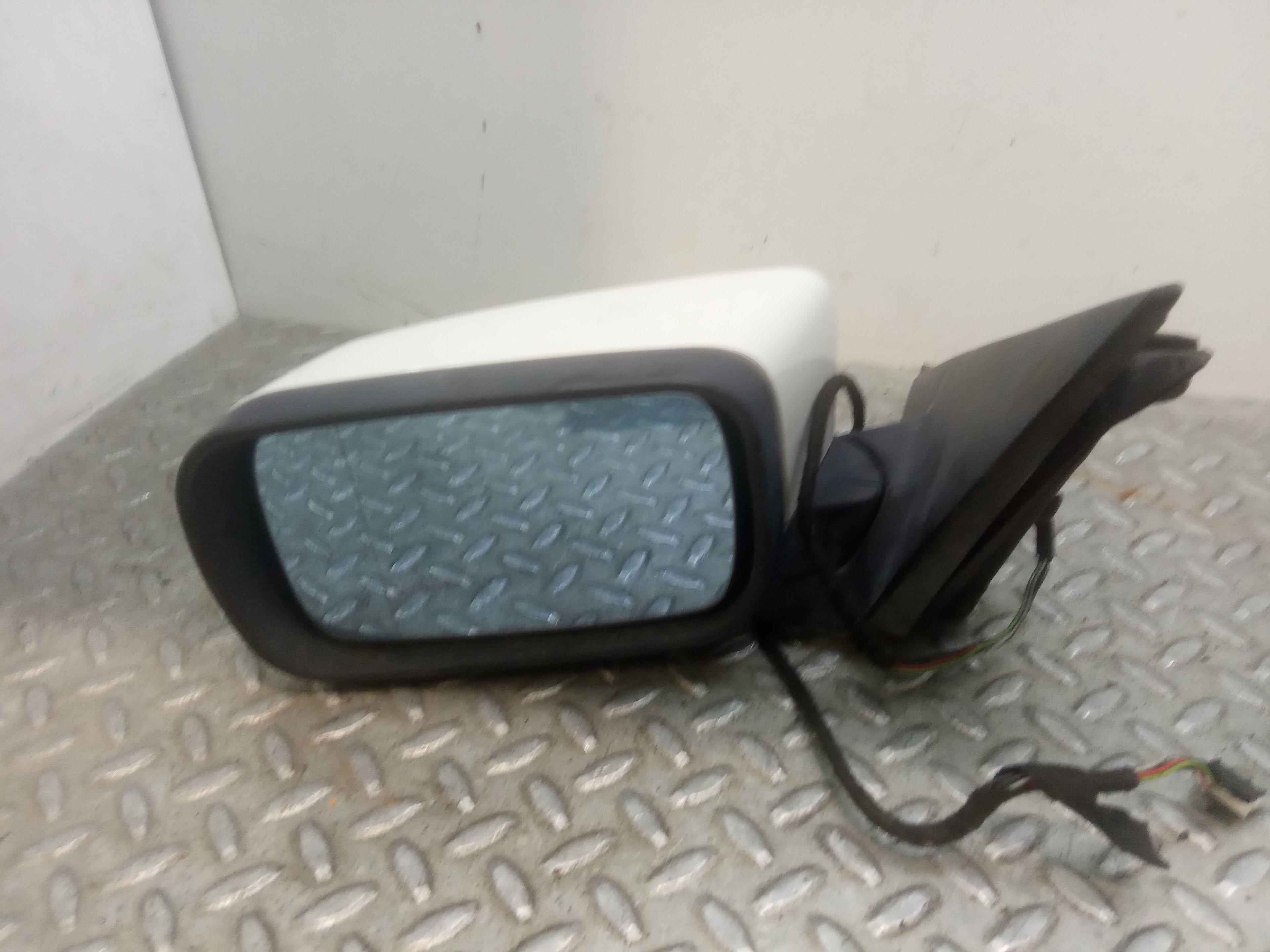 BMW 3 Series E46 (1997-2006) Left Side Wing Mirror 23694627
