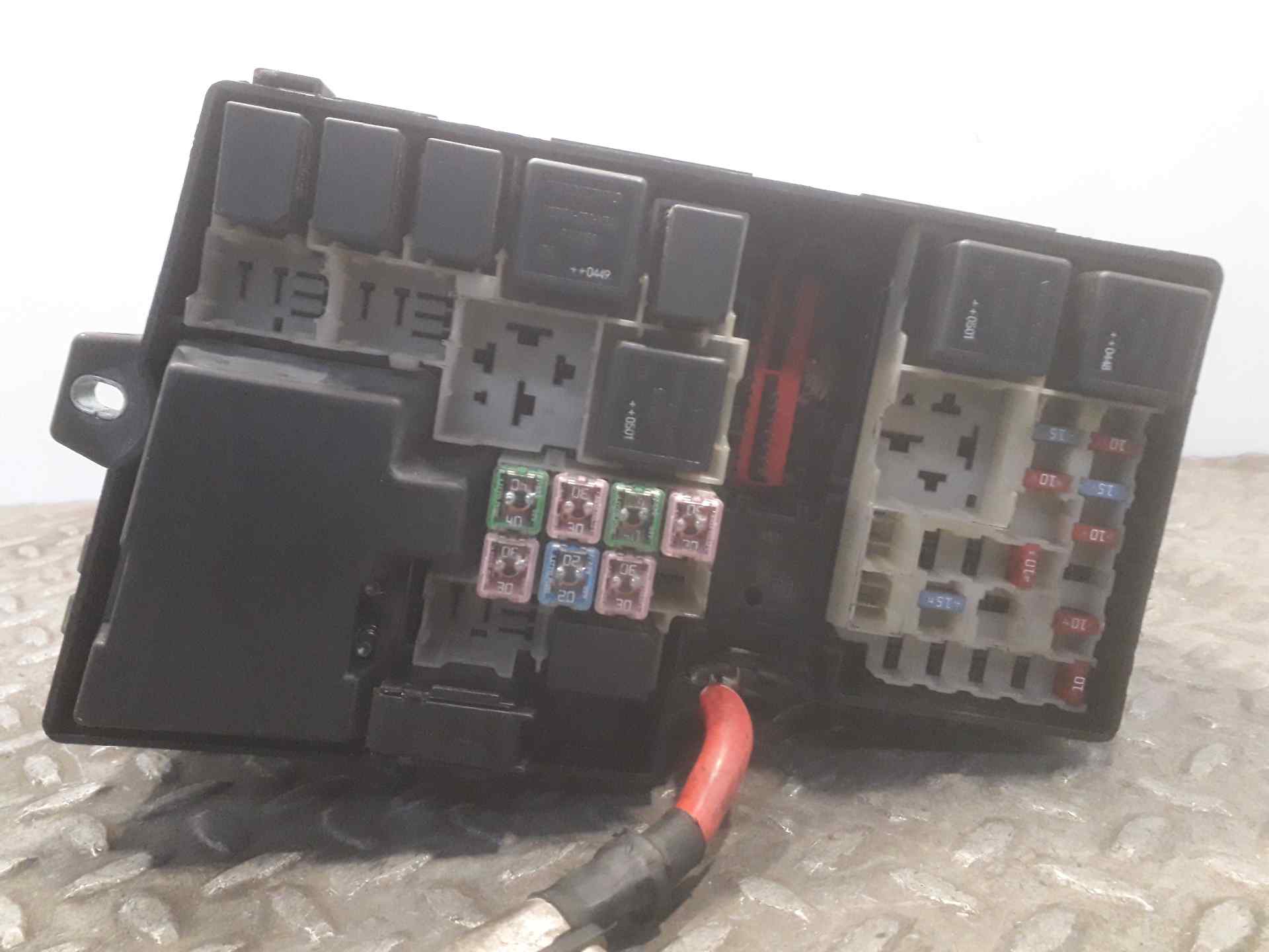 VOLVO S40 2 generation (2004-2012) Fuse Box 8688039 23361145