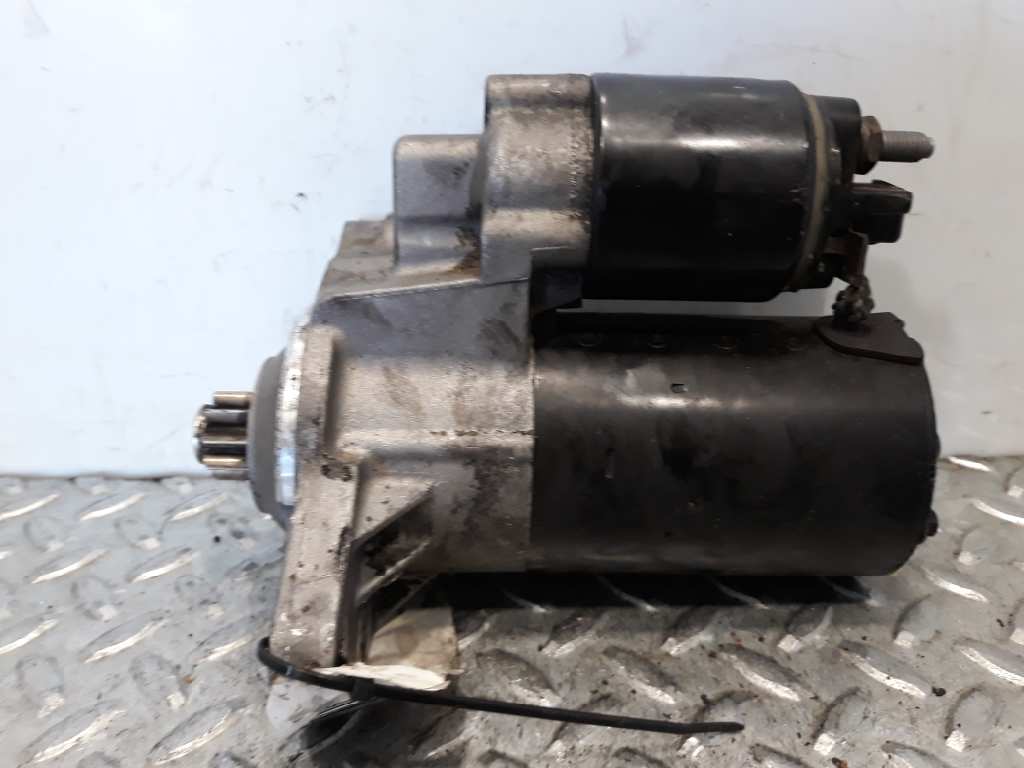 VOLKSWAGEN Bora 1 generation (1998-2005) Starter auto 020911023F 18529475