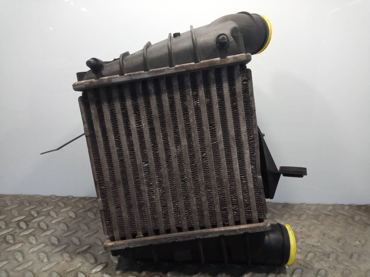 SEAT Cordoba 2 generation (1999-2009) Радиатор интеркулера 6Q0145804A, 862403N 23236592