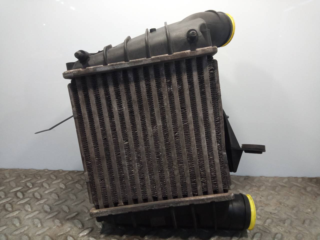 SEAT Cordoba 2 generation (1999-2009) Intercooler Radiator 6Q0145804A, 862403N 23236592