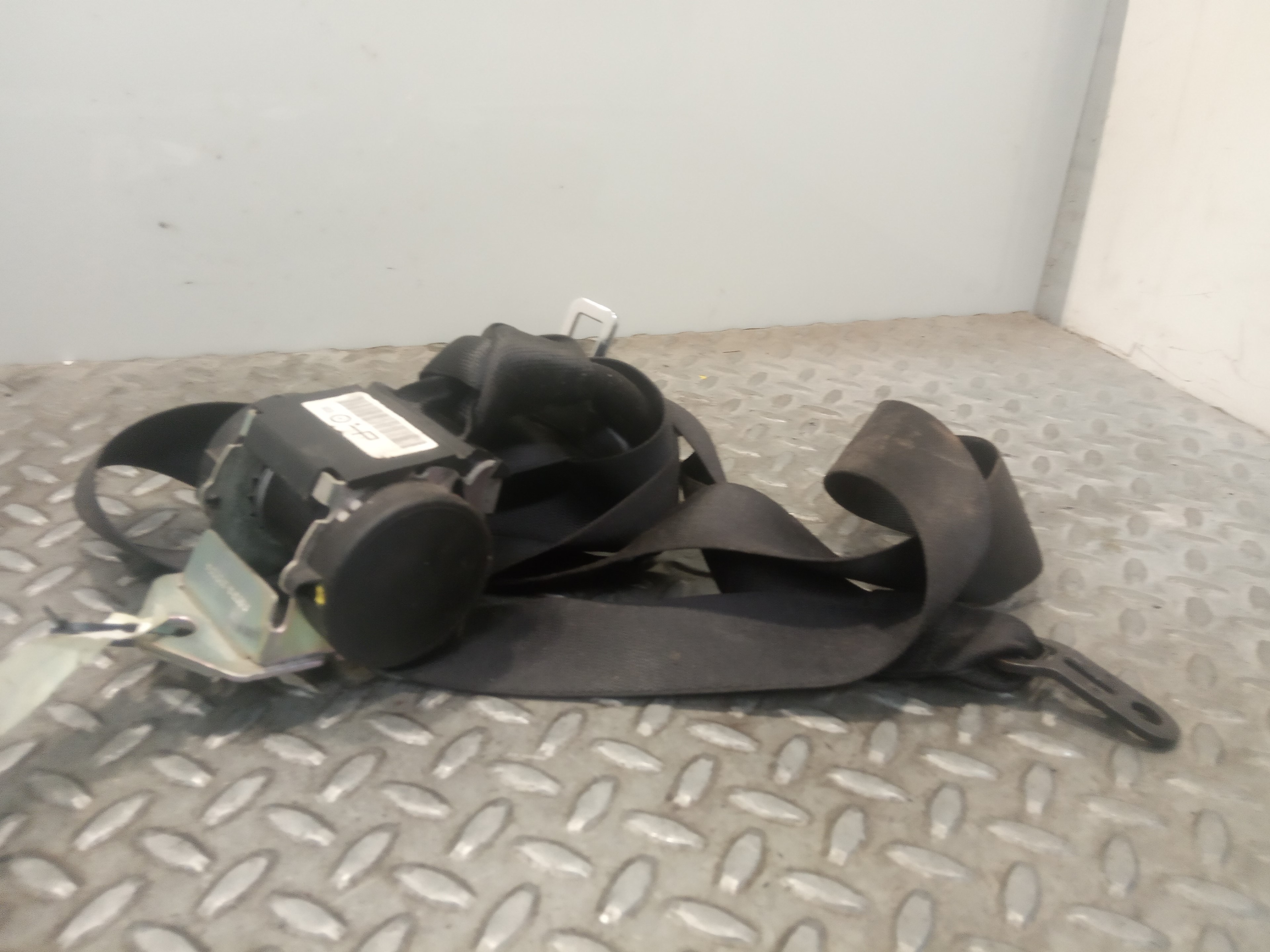 BMW 1 Series E81/E82/E87/E88 (2004-2013) Ceinture de sécurité arrière droite 72119139832 18585677