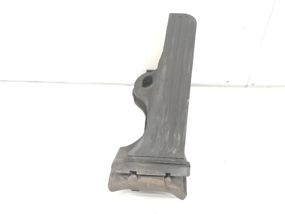 Pedal del acelerador BST 1T1721503H de Volkswagen Caddy iii furgoneta/monovolumen (2ka, 2kh, 2ca, 2ch) 2011-2015 69 CV con 1 km - pieza usada