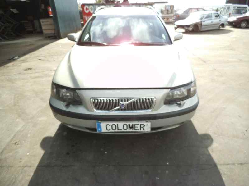 VOLVO V70 2 generation (2000-2008) Priekinė dešinė stebulė 30760715 18507583