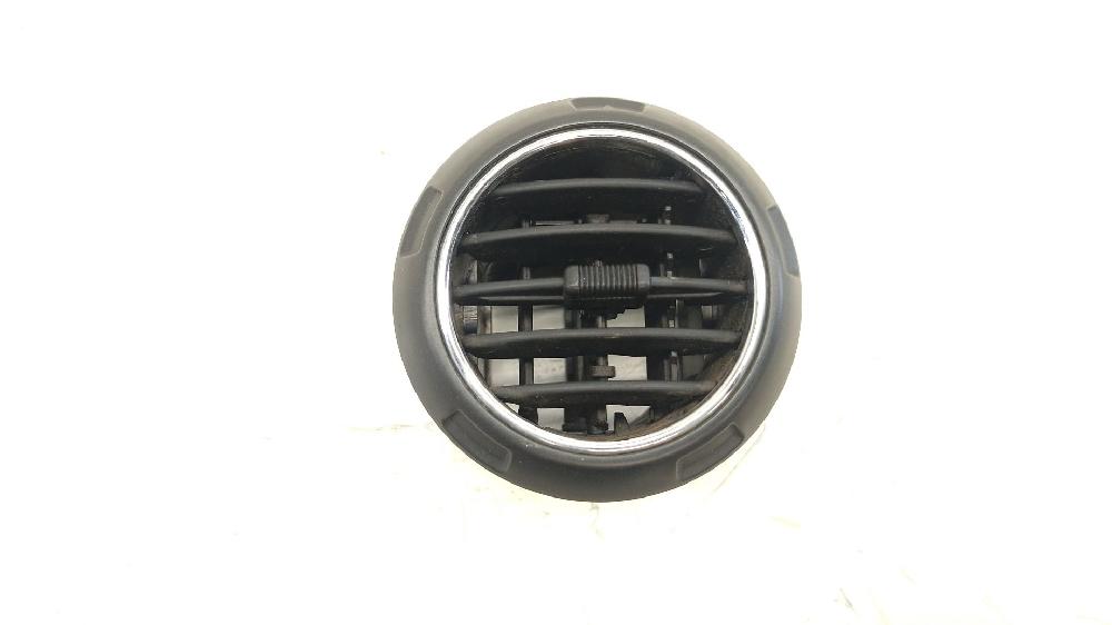 Aireador izquierdo D20DT 6962031000 de Ssangyong Actyon sports i (qj) 2007-0 141 CV