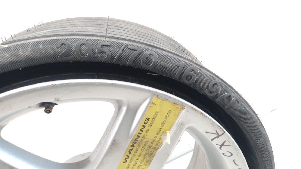 Neumático repuesto AKE,BAU 205/70/16 97P de Audi A6 c5 (4b2, 4b4) 2000-2005 180 CV - pieza usada