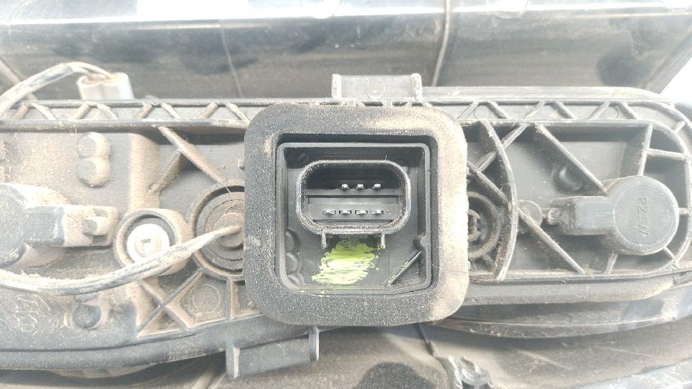 Feu arrière gauche A 13 FD 00519248460 de Opel Combo tour (x12) 2012-0 95 CV - pieza usada