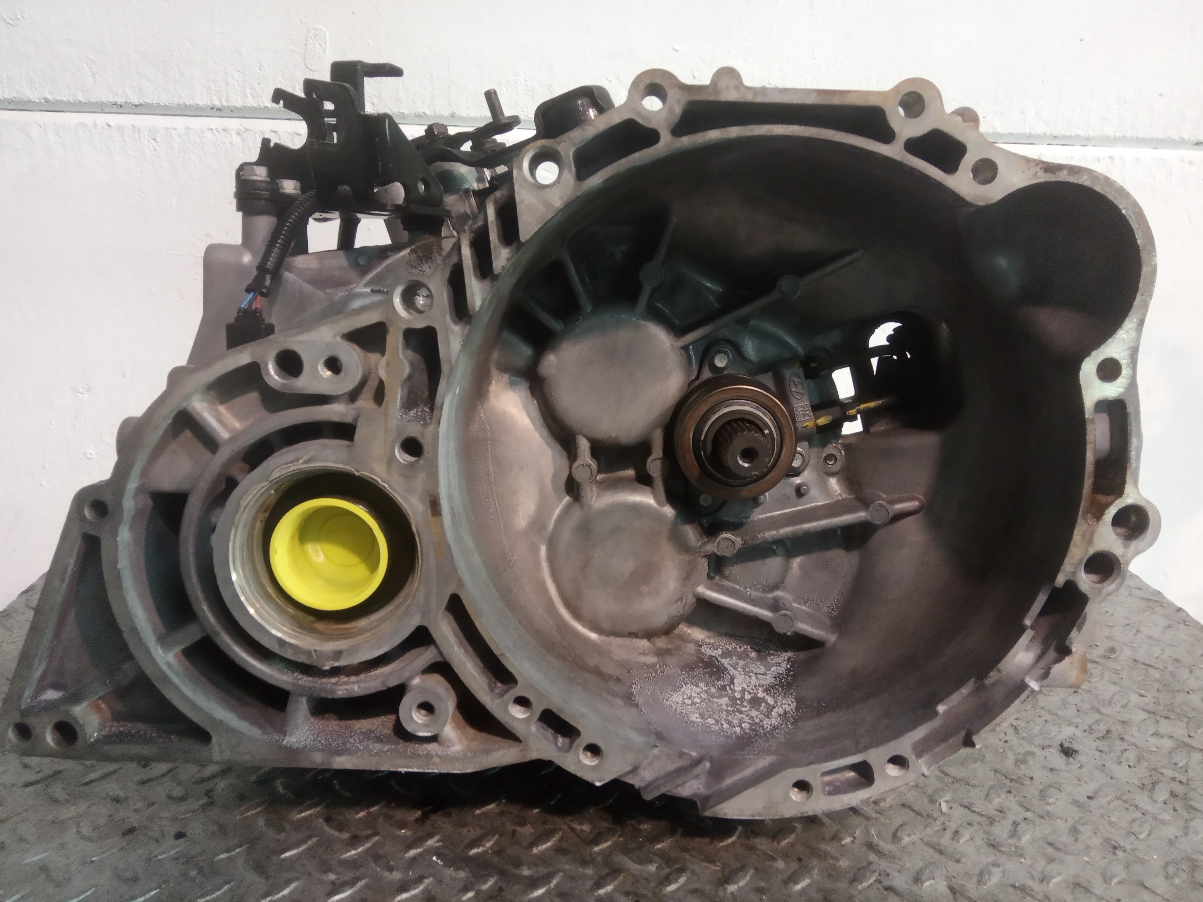 KIA Sportage 2 generation (2004-2010) Gearbox S714JE, S714JE, 071777 23307127