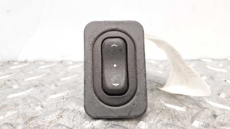 OPEL Meriva 1 generation (2002-2010) Front Right Door Window Switch 24407699 18575159