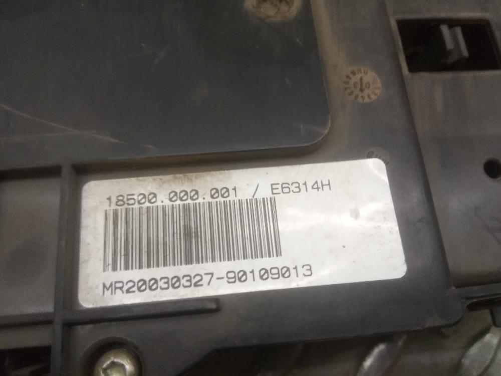 Caja de relés / fusibles N42B18 18500000001 de Bmw 3 compact (e46) 2001-2005 116 CV con 99 km - pieza usada