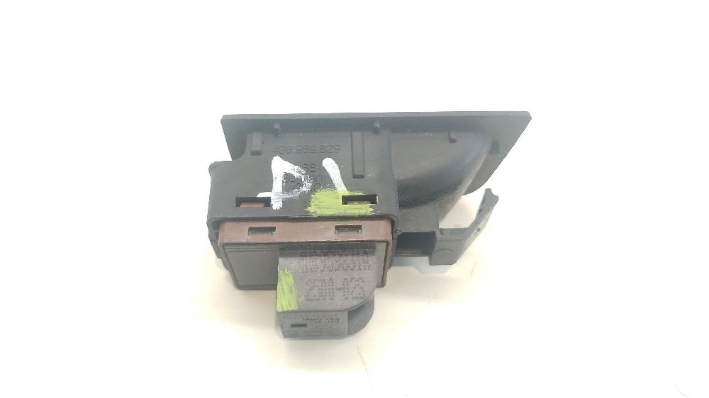 Interuptor apertura maletero CDUC,CDUD,CKVB,CKVC 4H0959831A de Audi A7 sportback (4ga, 4gf) 2010-2018 245 CV - pieza usada