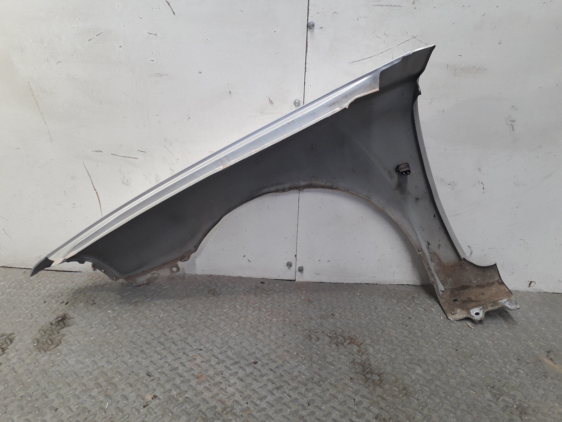 PEUGEOT S40 1 generation (1996-2004) Front Right Fender 23702813