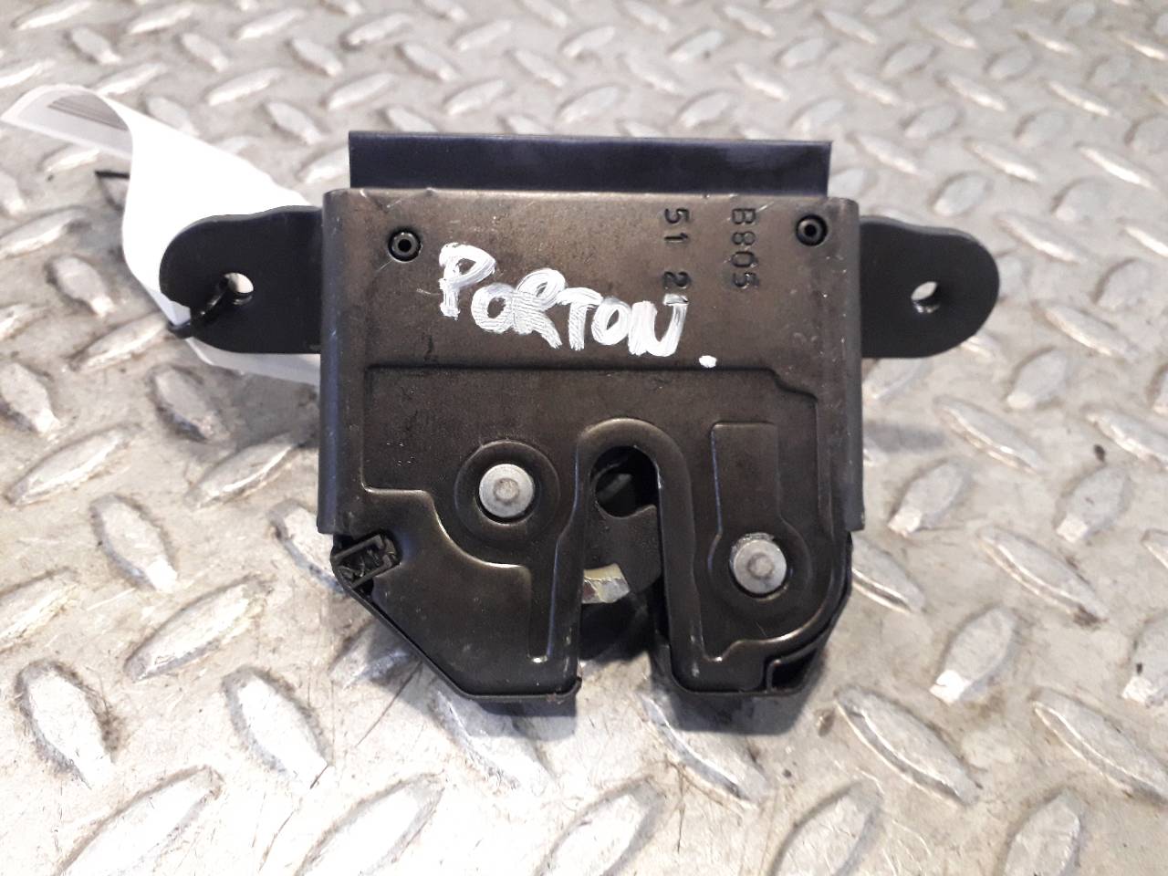 FIAT 500X 1 generation (2014-2024) Tailgate Boot Lock 520965694 23356265