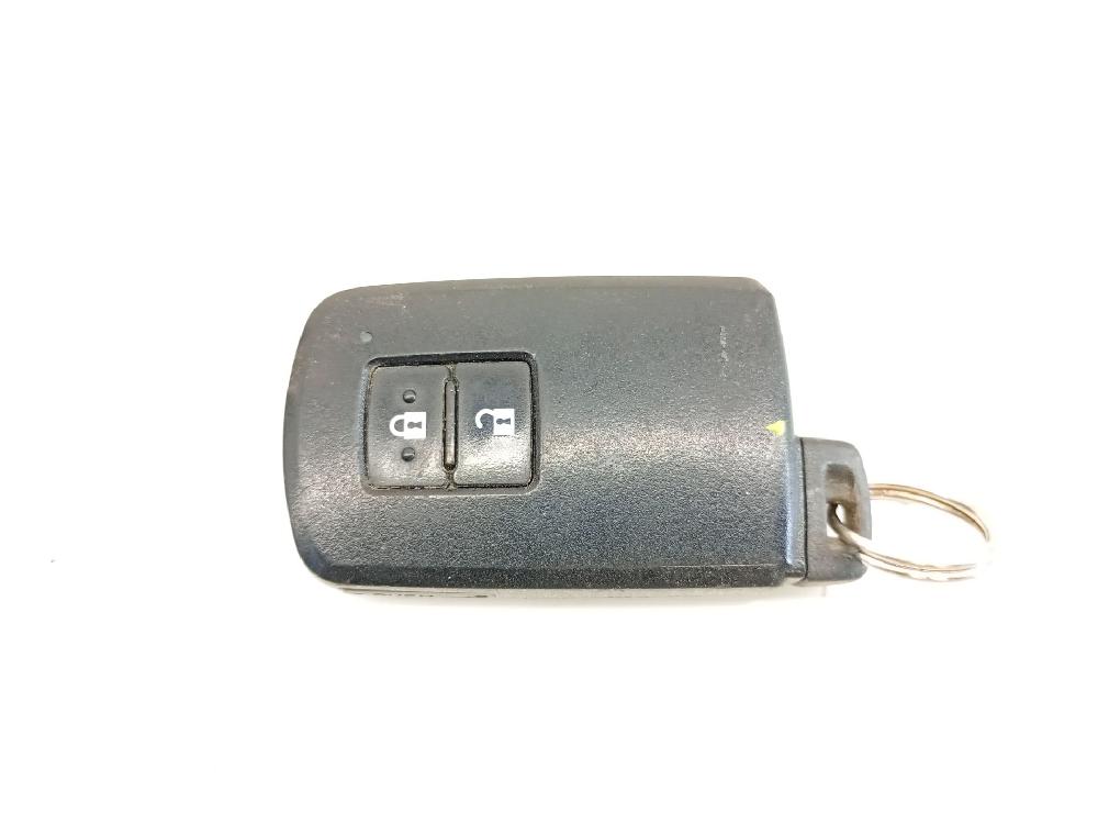 Llave rueda 2ZR-FXE 2010DJ2910 de Toyota Auris (_e15_) 2007-2012 136 CV - pieza usada