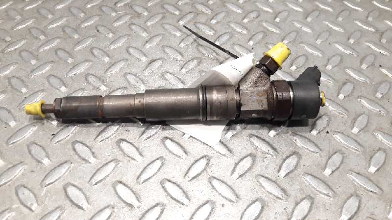 BMW 7 Series E38 (1994-2001) Fuel Injector 0445110028, 2354000 23280749