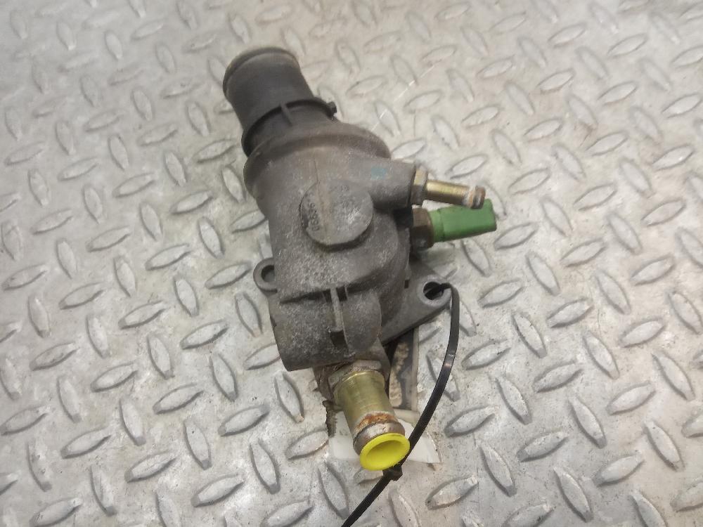 Termostato AR37203 60663618 de Alfa romeo 147 (937_) 2001-2010 105 CV con 1 km - pieza usada