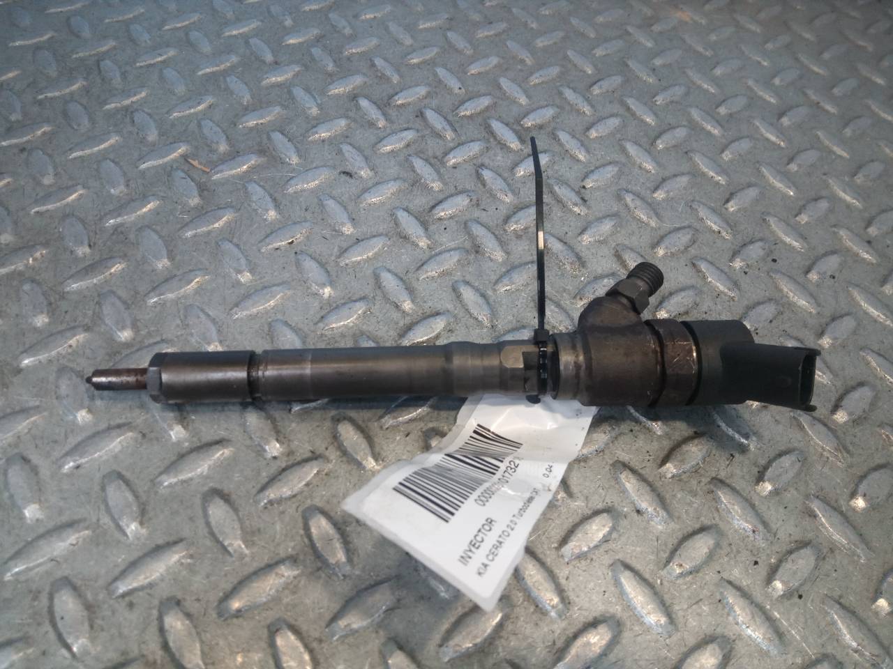 KIA Cerato 1 generation (2004-2009) Injector de combustibil 0445110126 23702292