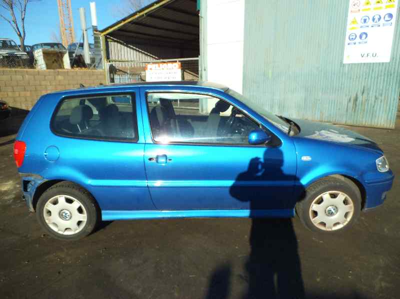 VOLKSWAGEN Polo 3 generation (1994-2002) Jobb első ajtó zárja 6N1837016E 18499366