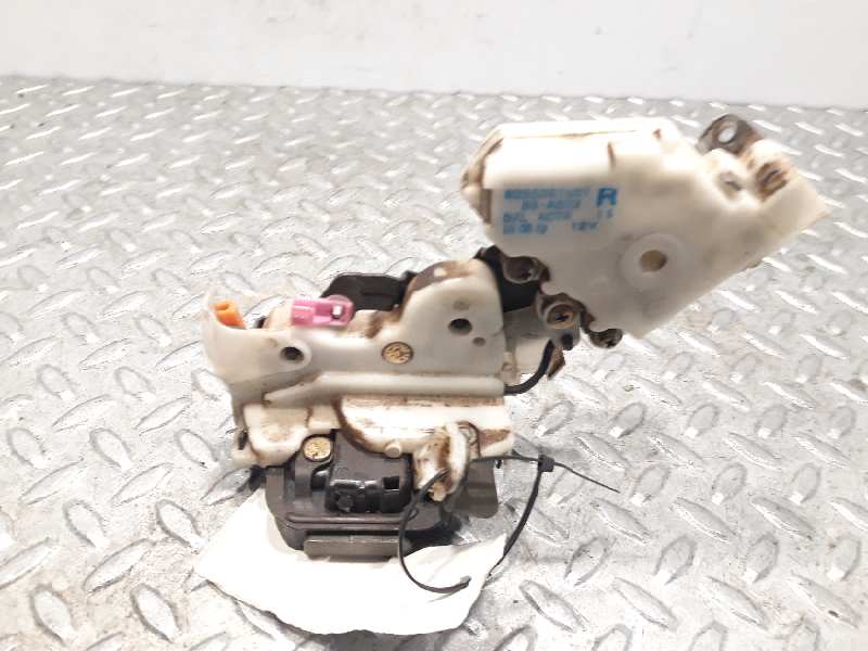 NISSAN Almera N15 (1995-2000) Rear Right Door Lock 8255261U01 23236250