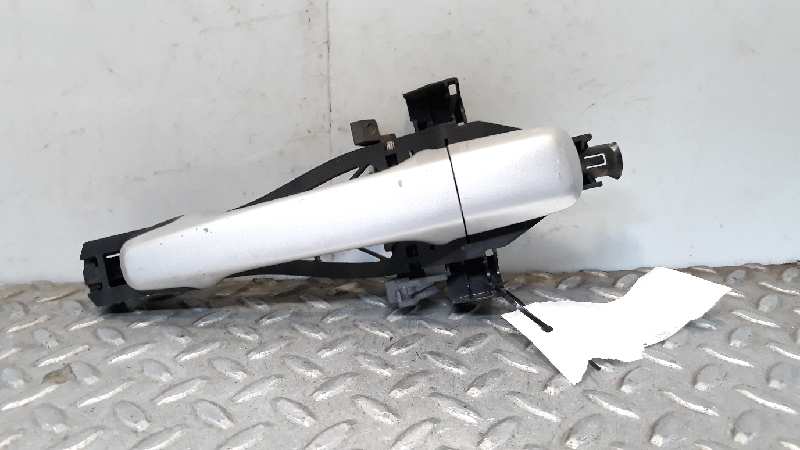 VOLVO S40 2 generation (2004-2012) Front Right Door Exterior Handle 39879658 23303426