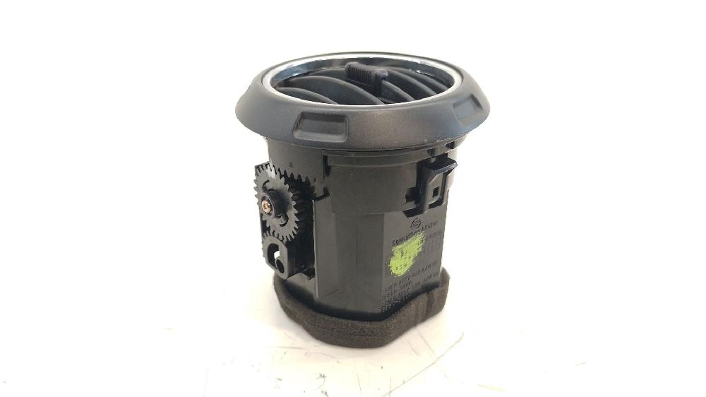 Aireador izquierdo D20DT 6962031000 de Ssangyong Actyon sports i (qj) 2007-0 141 CV - pieza usada