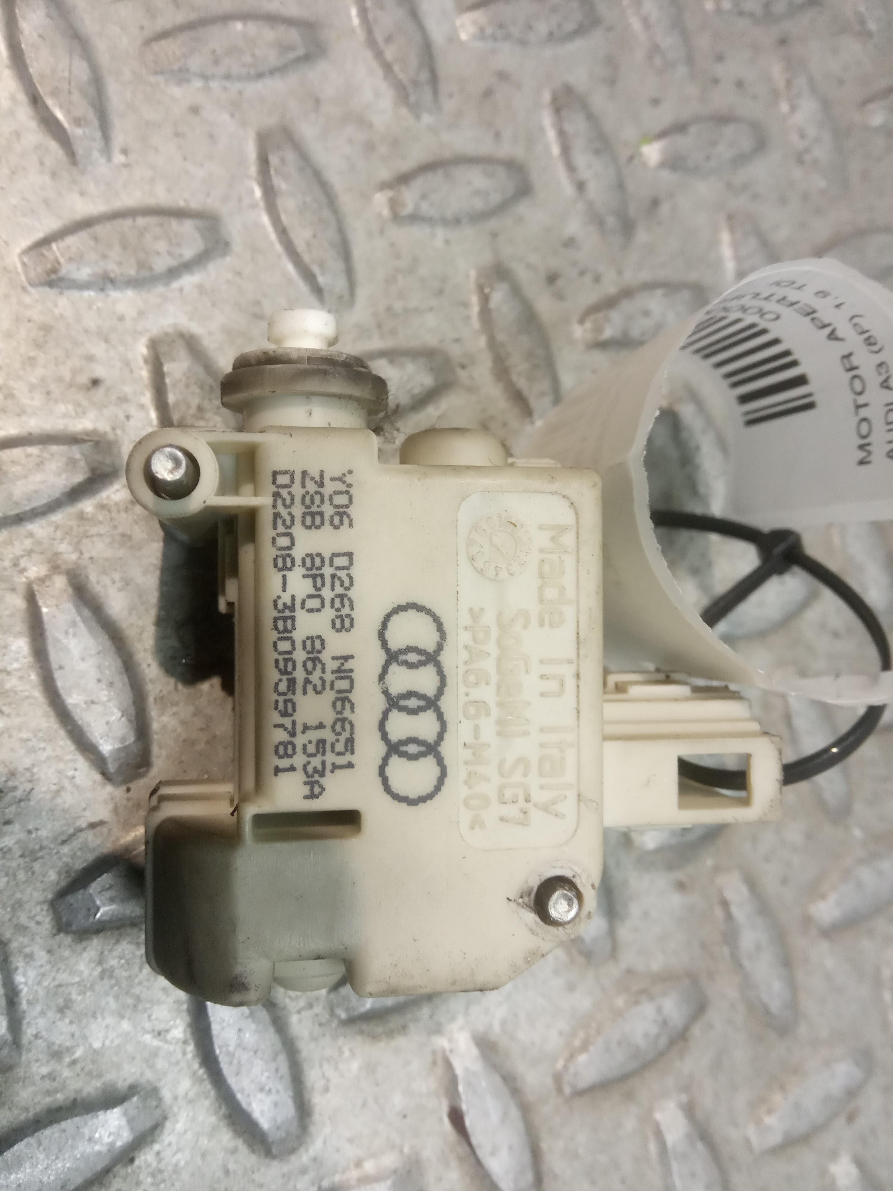 AUDI A3 8P (2003-2013) Air Conditioner Air Flow Valve Motor 8P0862153A,3B0959781 23690451