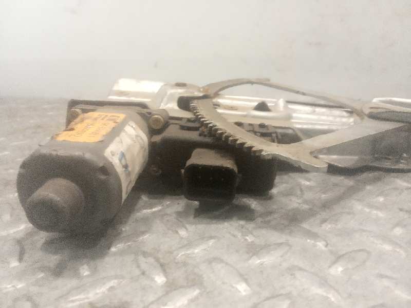 Elevalunas delantero izquierdo de Opel Astra g sedán (t98) 1998-2000 103 CV - pieza usada