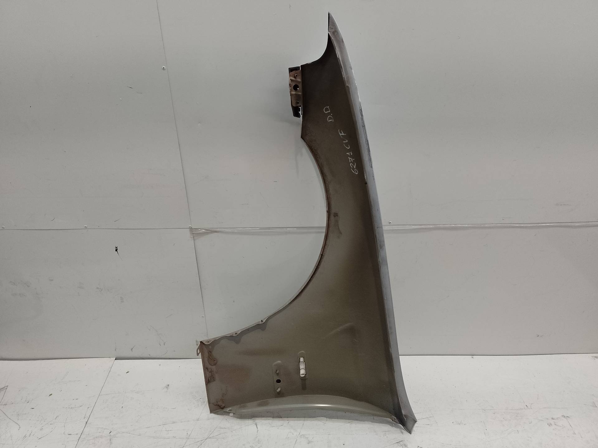 FORD 2 generation (2008-2023) Front Right Fender 41357016206 25411555