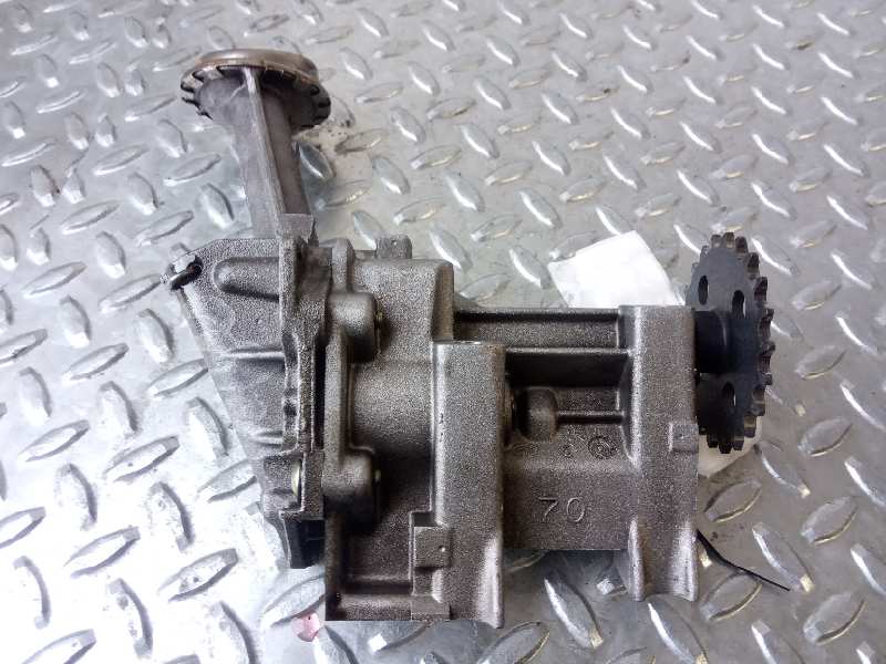 DACIA Logan 1 generation (2004-2012) Oil Pump 8200307174, 8200307174 23287824