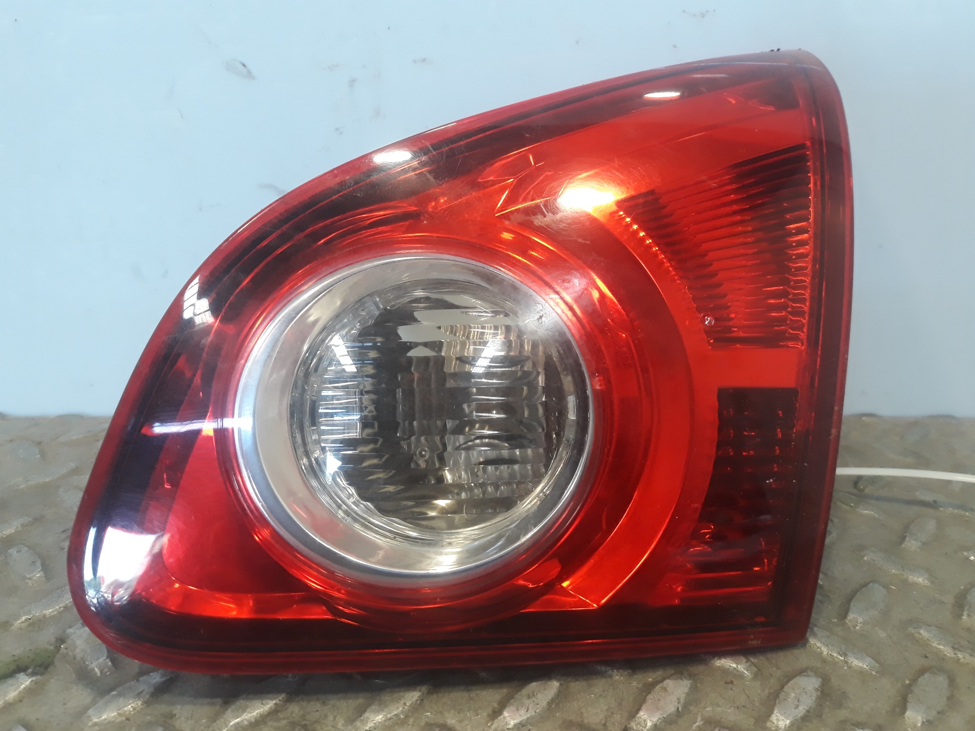 NISSAN Qashqai 1 generation (2007-2014) Rear Right Taillight Lamp 89071064 23701564