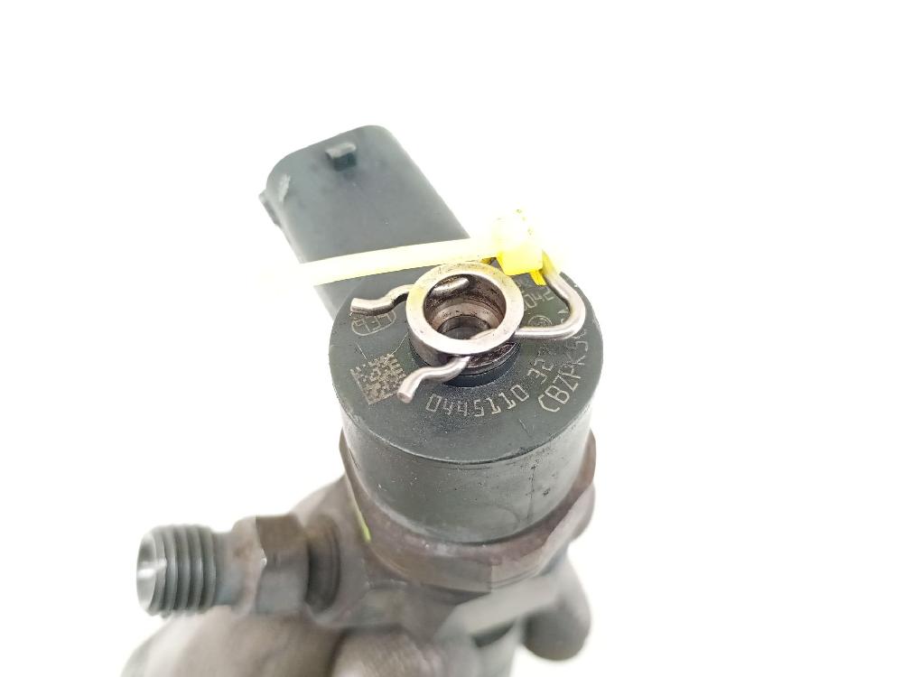 Inyector A 20 DT,A 20 DTH,A 20 DTJ 0445110327 de Opel Insignia a (g09) 2008-2017 131 CV - pieza usada