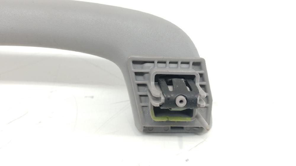 Asidero delantero drecho B47C20A 51168061360 de Bmw X1 (f48) 2017-0 150 CV - pieza usada