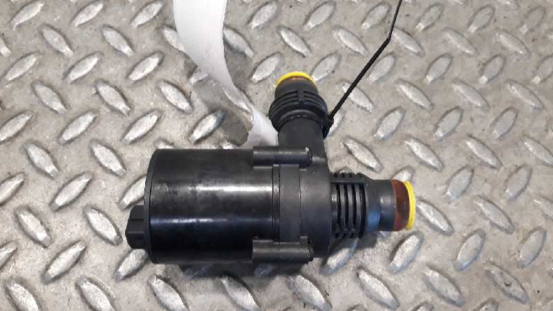 Bomba de agua N67398D1 6411692269902 de Bmw 7 (e65, e66, e67) 2002-2005 258 CV con 1 km - pieza usada