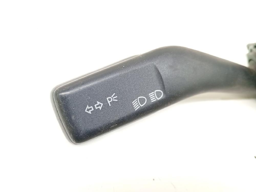 Mando intermitentes BXE 1K0953513 de Volkswagen Golf v (1k1) 2003-2008 105 CV con 183739 km - pieza usada