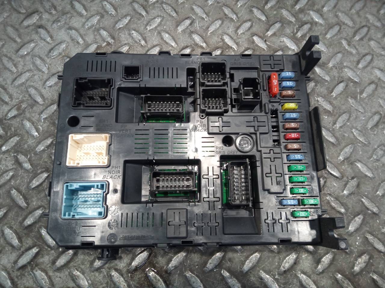 CITROËN C4 Picasso 1 generation (2006-2013) Fuse Box 96640590800R, 281208364, 281192483B 23253617