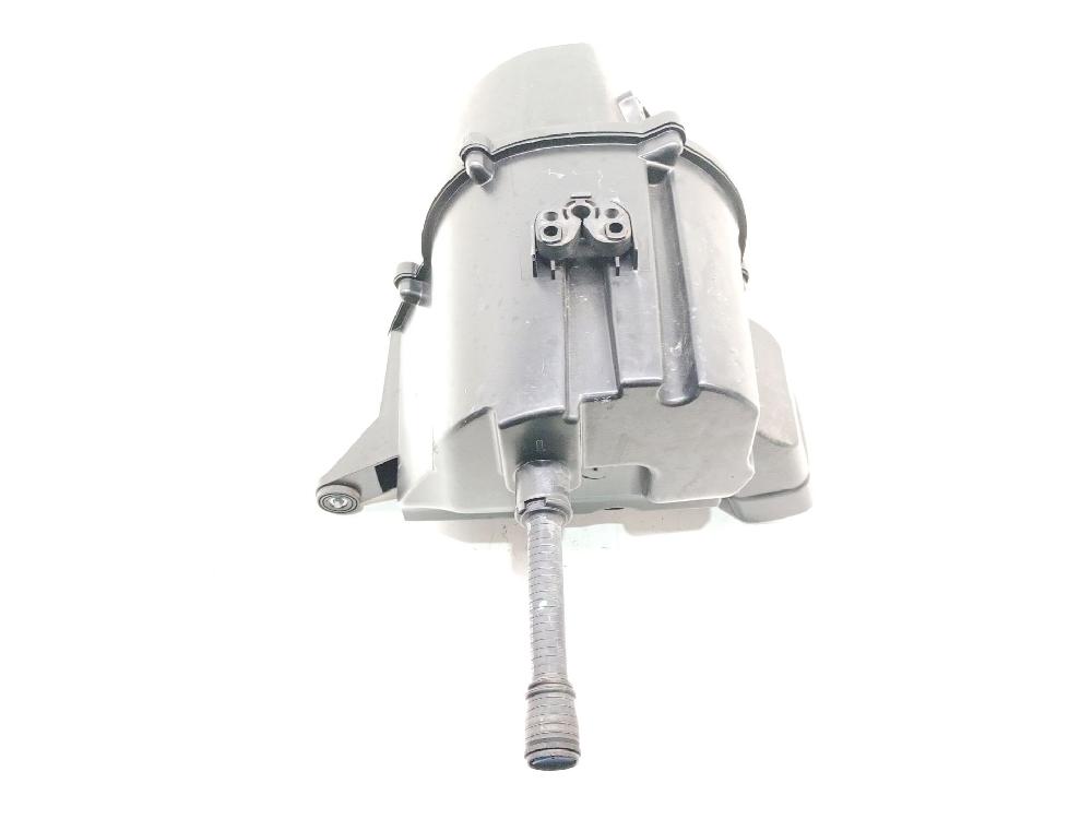 Soporte filtro aire CAYB 6R0129601C de Skoda Roomster praktik (5j) 2010-2015 90 CV con 591732 km - pieza usada