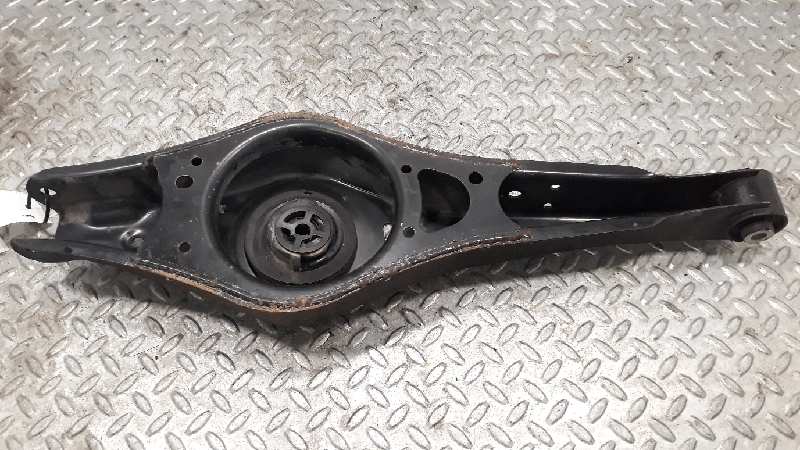 SEAT Leon 2 generation (2005-2012) Rear Right Arm 5Q0505323C 23291718