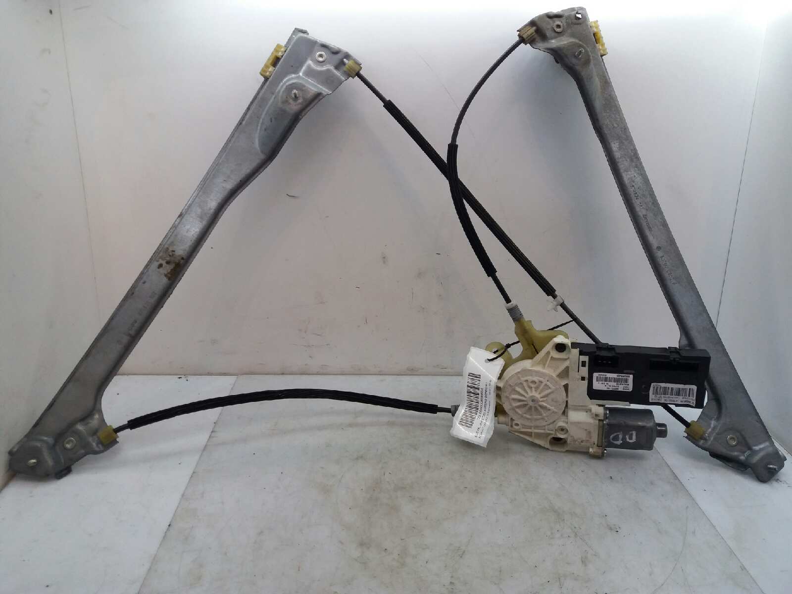 RENAULT Laguna 3 generation (2007-2015) Front Right Door Window Regulator 807300002R 18686315