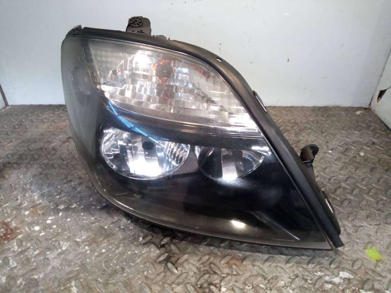 RENAULT Scenic 1 generation (1996-2003) Front Right Headlight 7700432093, 7701047602 23703878