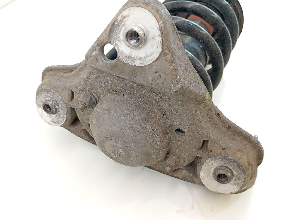 Amortiguador delantero derecho AWT 4B0412031 de Audi A6 c5 (4b2, 4b4) 1997-2005 150 CV con 192783 km - pieza usada