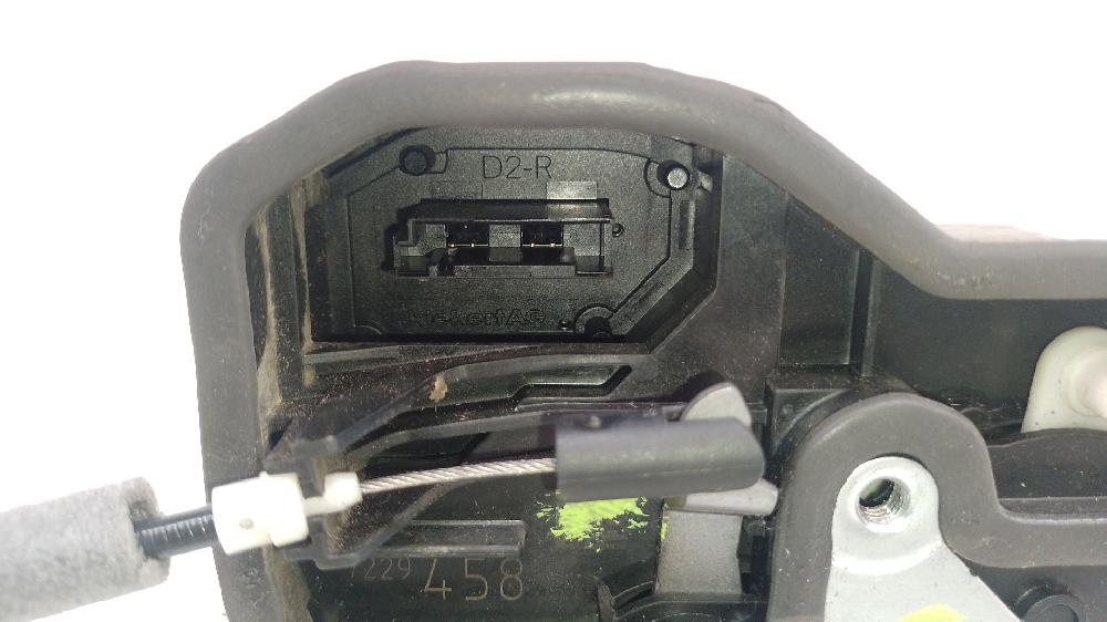 Cerradura puerta delantera derecha N47D20C 7229458 de Bmw 3 (f30, f80) 2011-2018 163 CV - pieza usada