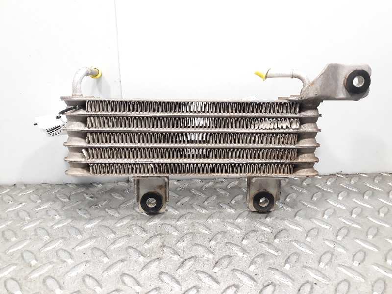 Enfriador de aceite dirección D4EA de Hyundai Santa fe (sm) 2000-2006 125 CV con 1 km - pieza usada