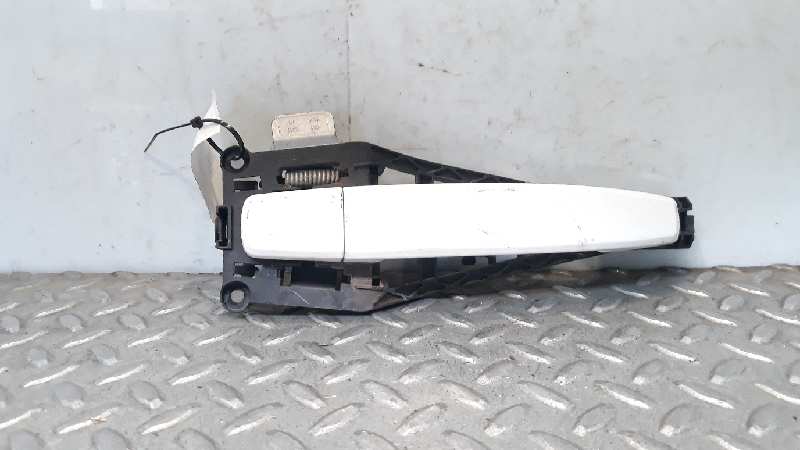 OPEL Astra J (2009-2020) Front Right Door Exterior Handle 24463750 23688316