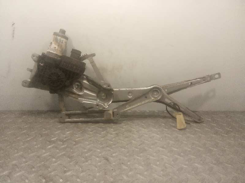 Elevalunas delantero izquierdo de Opel Astra g sedán (t98) 1998-2000 103 CV - pieza usada