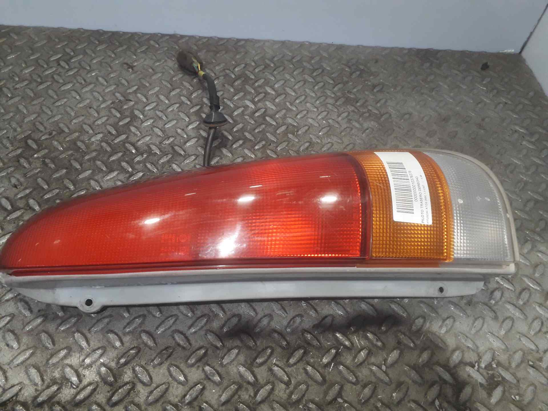 HYUNDAI Atos 1 generation (1997-2003) Rear Right Taillight Lamp 23241822