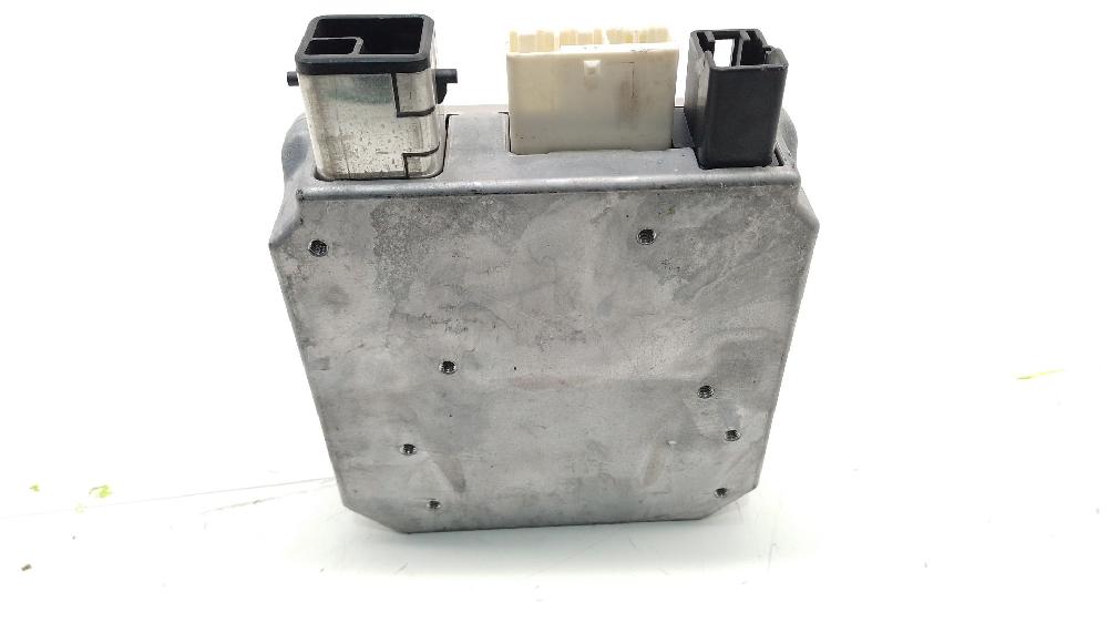 Centralita motor uce 2AD 8965042040 de Toyota Rav 4 ii (_a2_) 2000-2005 136 CV con 1 km - pieza usada